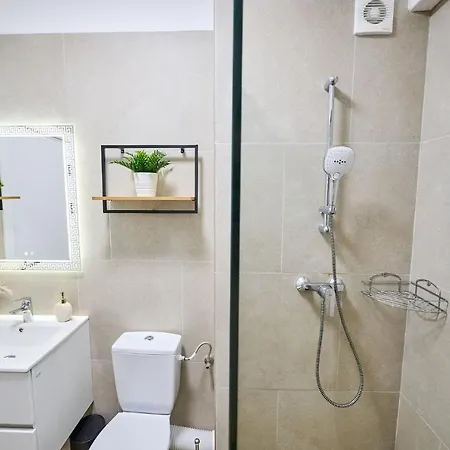 Ademar Luxury Apartment- Spa&pool * מאמאיה