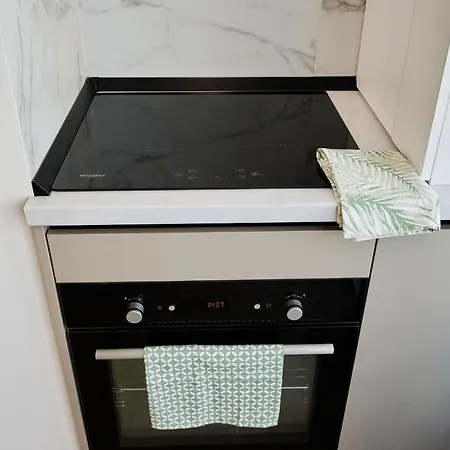 Ademar Luxury Apartment- Spa&pool Mamaia