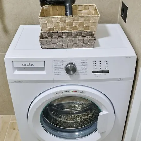 Ademar Luxury Apartment- Spa&pool Apartamento *