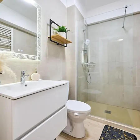 Ademar Luxury Apartment- Spa&pool Mamaia